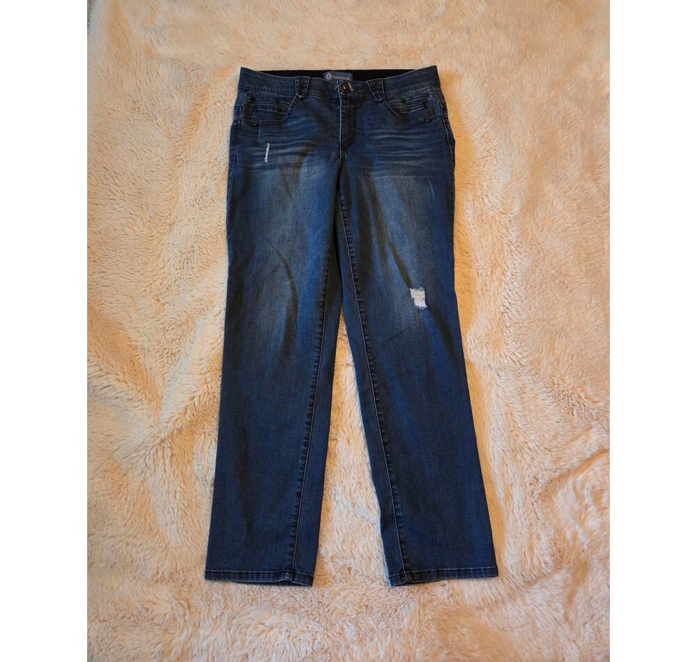 Democracy High Waisted Lightly Medium Wash Jeans 14w